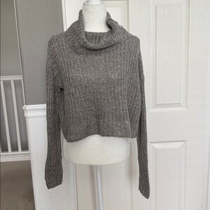Bethany Mota Textured Knit Gray Cropped Sweater - Size Medium